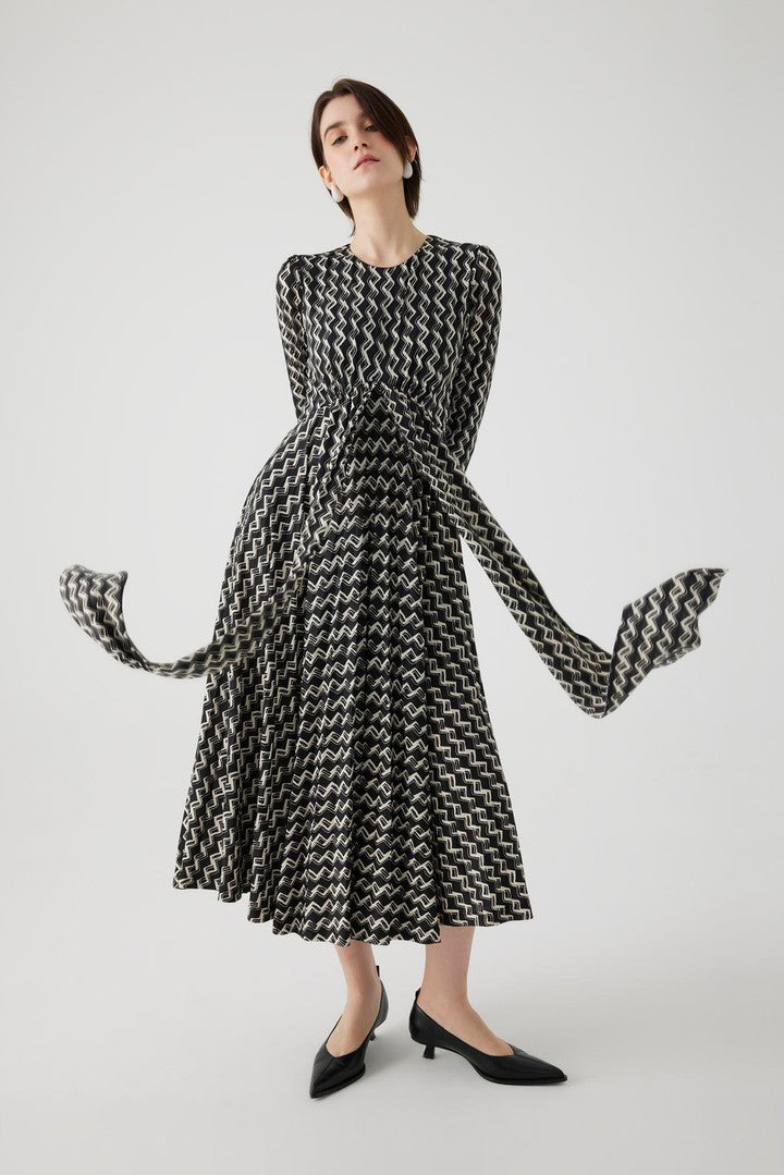 Geometric Patterned Stretch Knit Midi Dress with Tie Detail