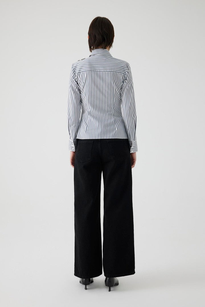 Slim Fit Striped Shirt with Fitted Waist and Embroidered Details