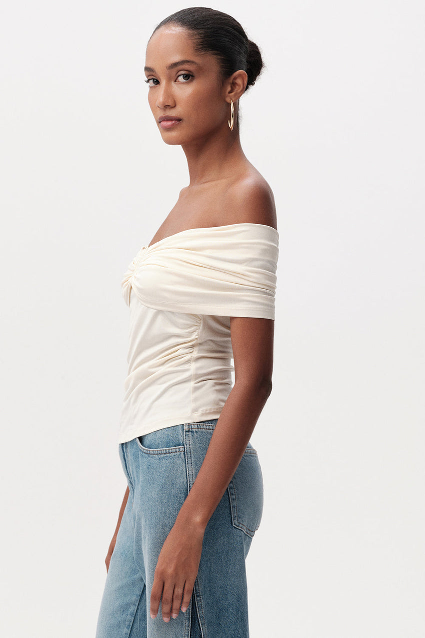 Artus Off Shoulder Blouse - CREAM